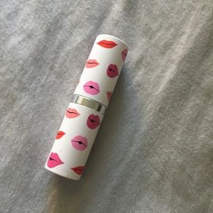 Beautiful mauve lipstick, never worn only swatched